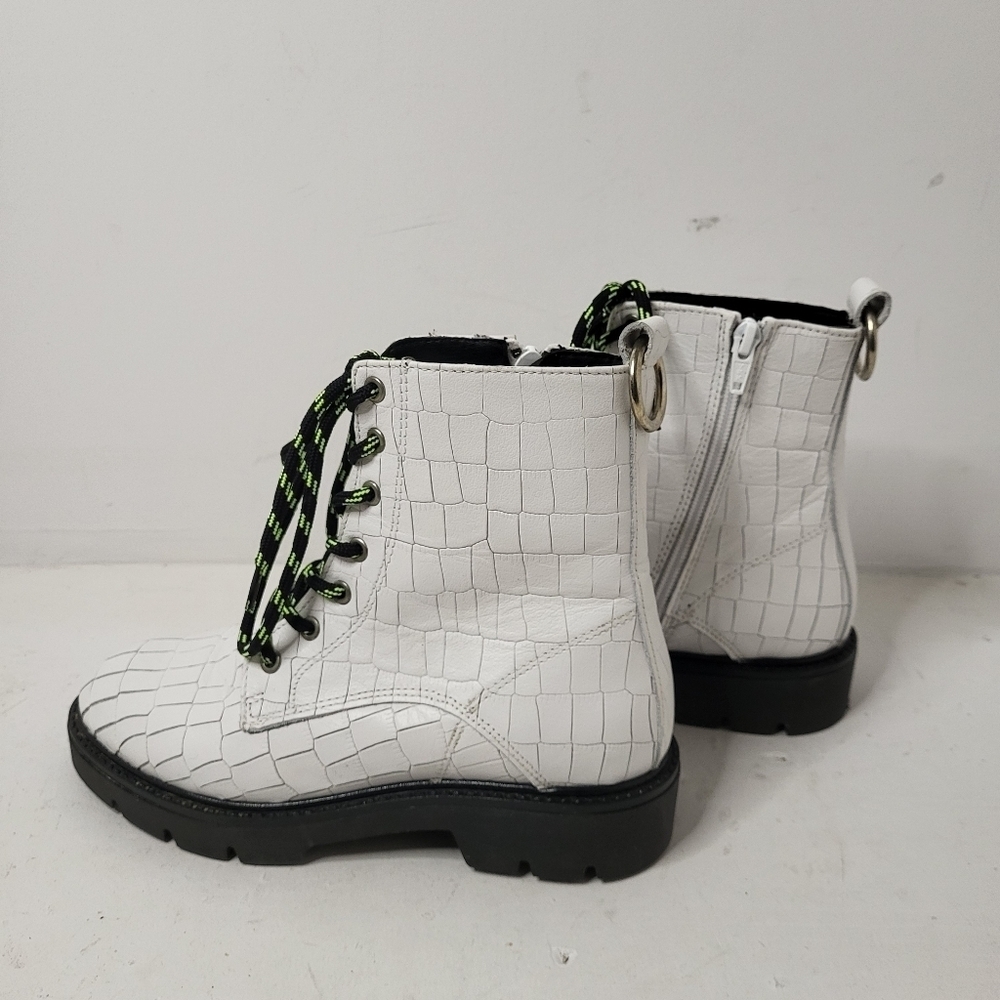 L'Intervalle Gene white croco leather boots Size 36 - Picture 3 of 11